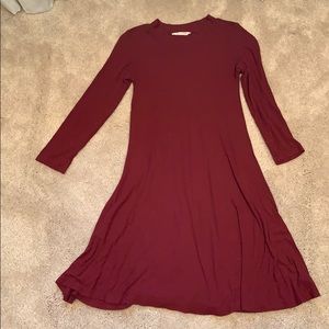 Maroon 3/4 sleeve dress